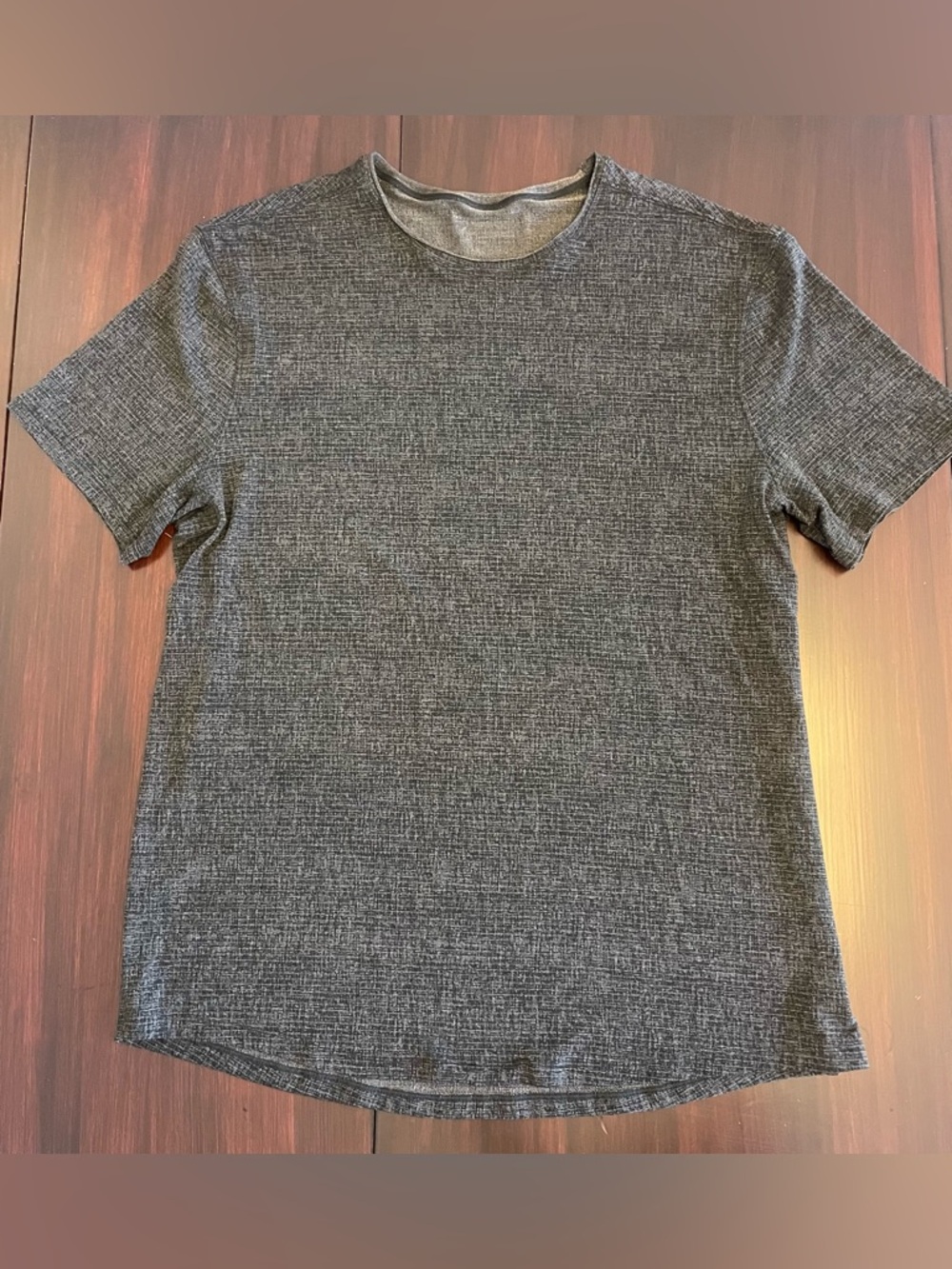 Barely Worn, Mens XL Lululemon Active Tee
